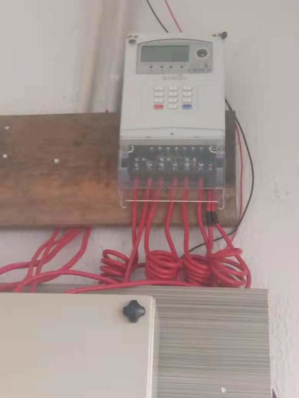 Testapparatuur voor 50 Hz-frequentiemeter met STS-standaardprotocol voor duurzame en langdurige testen