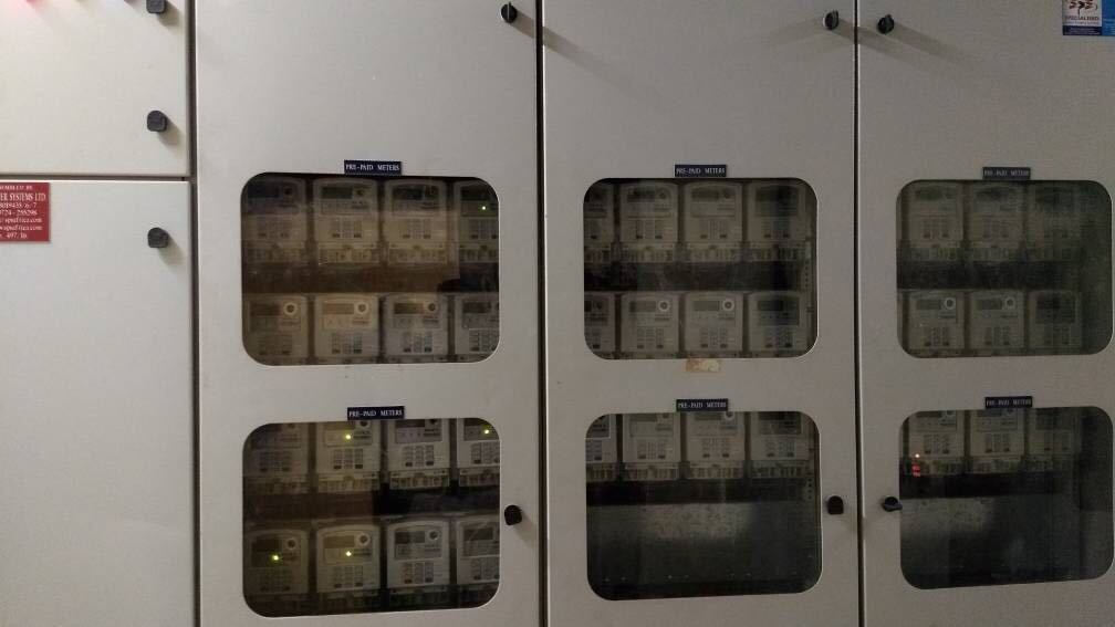 Testapparatuur voor 50 Hz-frequentiemeter met STS-standaardprotocol voor duurzame en langdurige testen