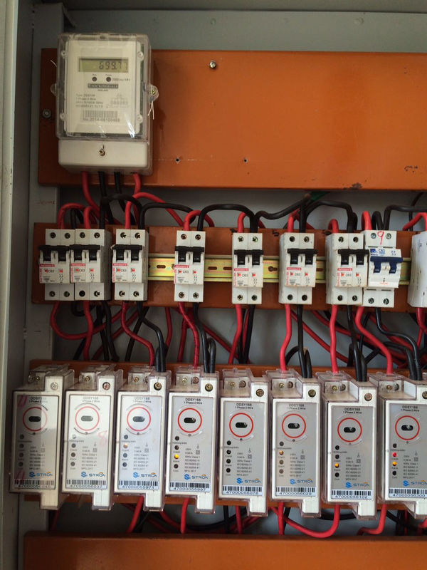 Testapparatuur voor 50 Hz-frequentiemeter met STS-standaardprotocol voor duurzame en langdurige testen