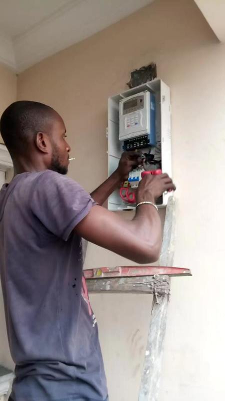 Testapparatuur voor 50 Hz-frequentiemeter met STS-standaardprotocol voor duurzame en langdurige testen