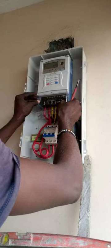 Testapparatuur voor 50 Hz-frequentiemeter met STS-standaardprotocol voor duurzame en langdurige testen