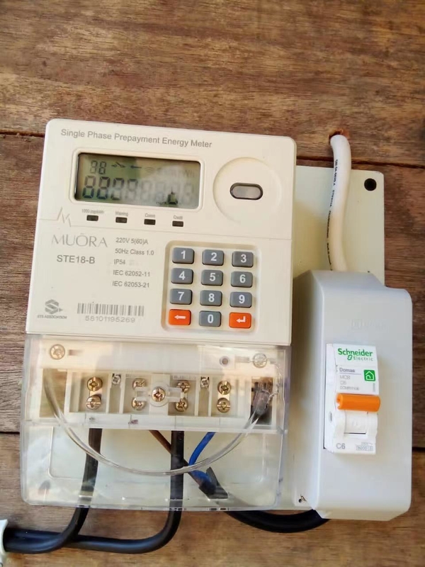 STS-compliant Pay As You Go zonnestelsel met mobiele betalingsintegratie en afstandsverbinding/ontkoppeling